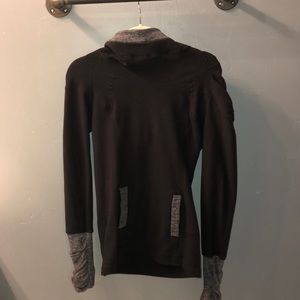 LAST CHANCE Lululemon fleece hoodie blk 6